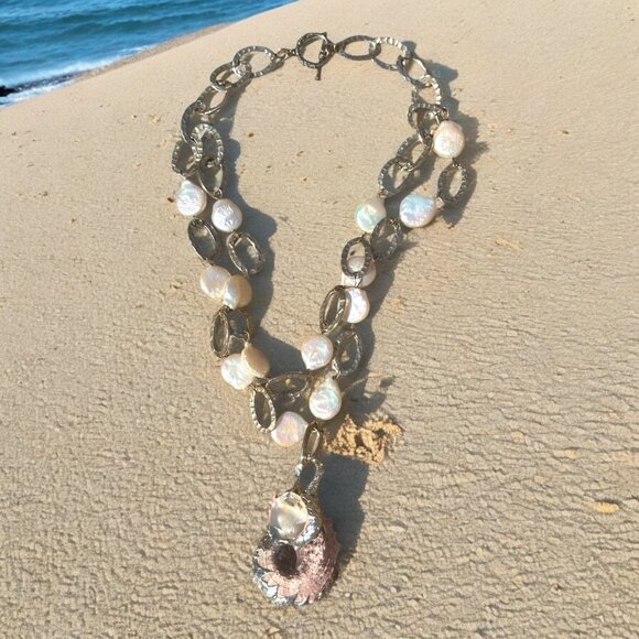 Artisan Conch Shell & White Keshi Teardrop Pearl Necklace With Silver Metalwork - Picture 8 of 17